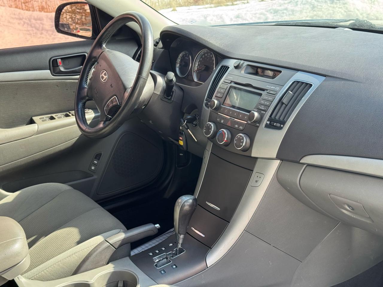 2009 Hyundai Sonata GL | HEATED SEATS Photo7