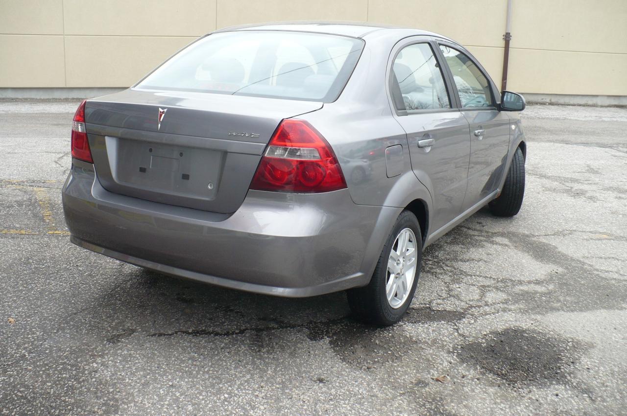 2007 Pontiac Wave 4dr Sdn Photo2