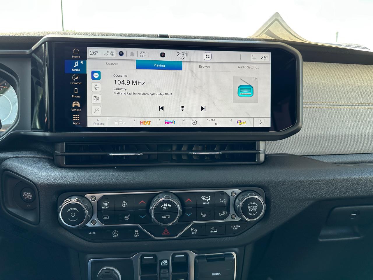 2025 Jeep Wrangler Willys Photo