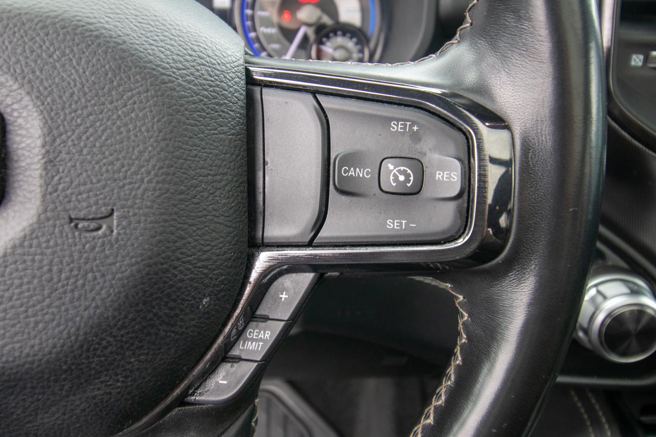 2022 RAM 1500 Limited 4x4 Crew Cab 5'7" Box Photo5