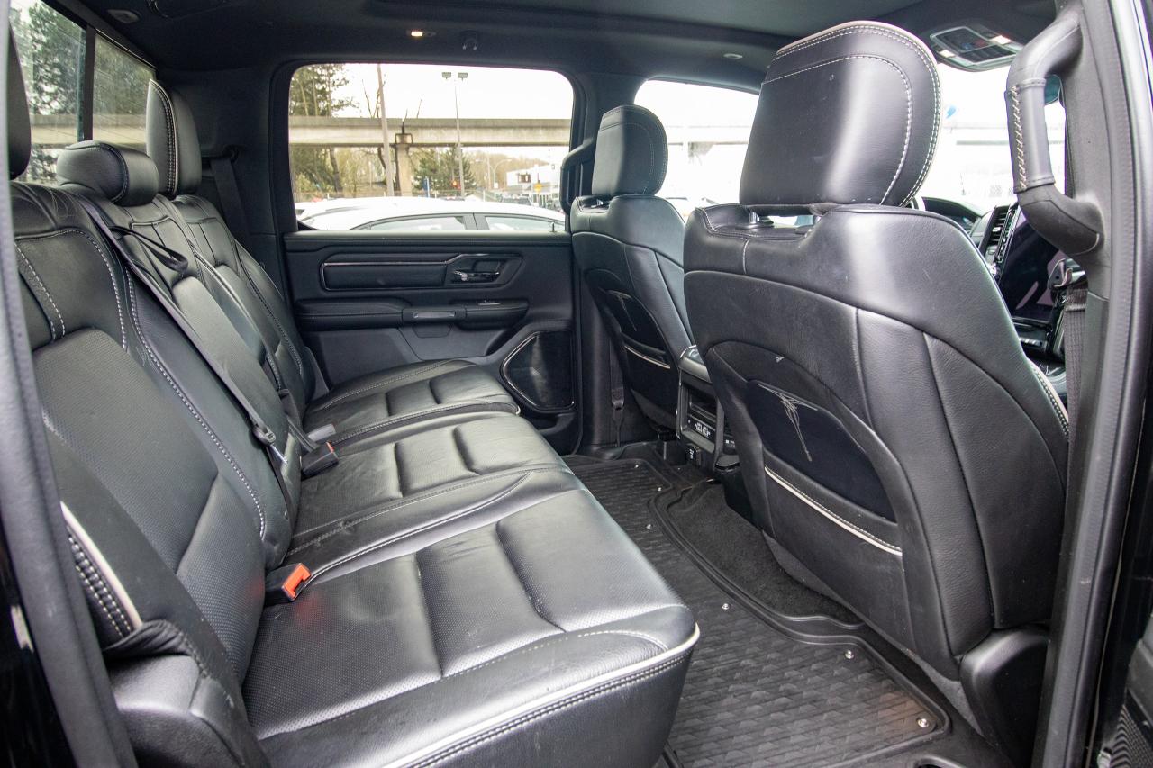 2022 RAM 1500 Limited 4x4 Crew Cab 5'7" Box Photo5
