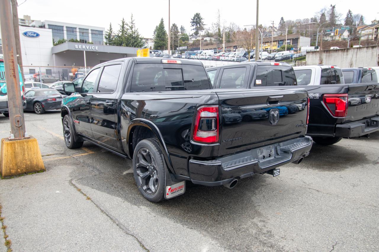 2022 RAM 1500 Limited 4x4 Crew Cab 5'7" Box Photo5
