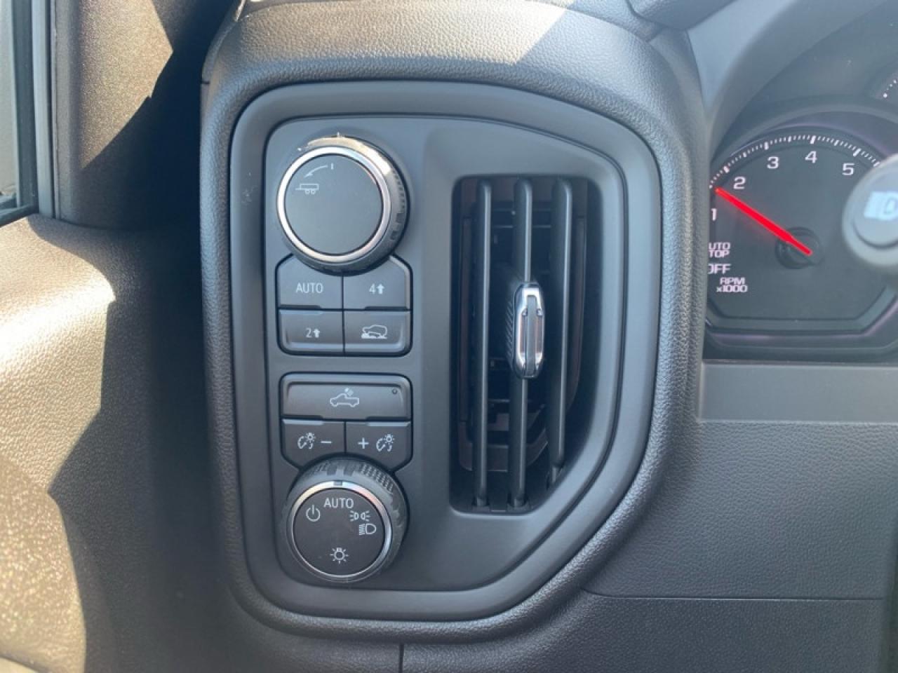 2025 Chevrolet Silverado 1500 Custom Photo