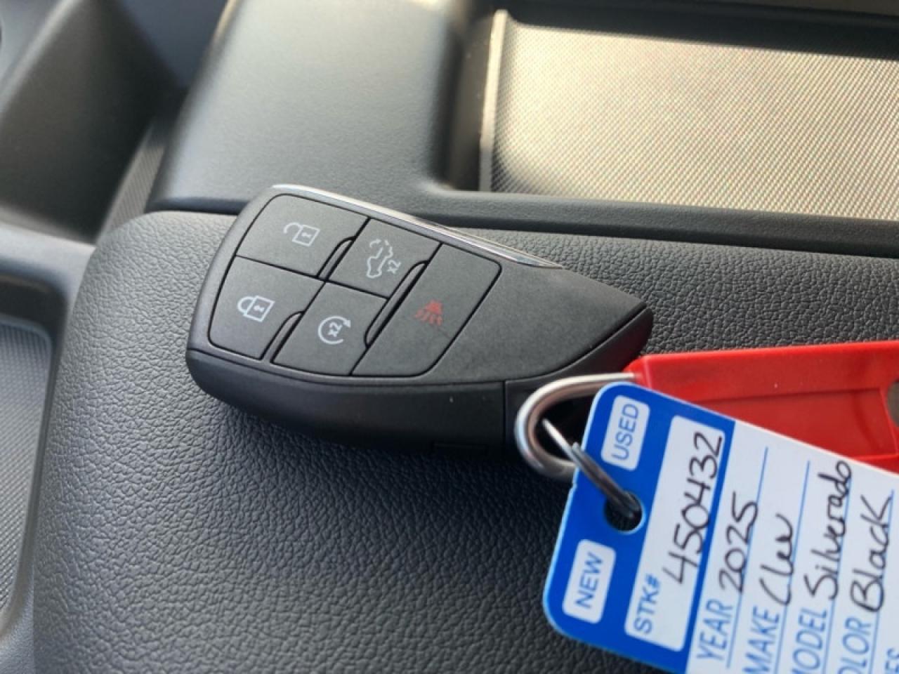 2025 Chevrolet Silverado 1500 Custom Photo