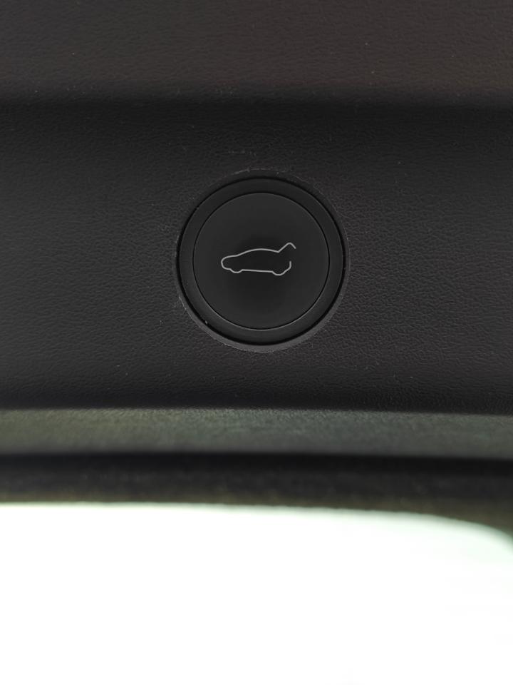 2021 Tesla Model Y  - Photo #17