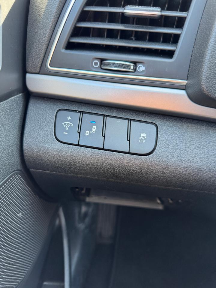 2018 Hyundai Elantra GL AUTO - Photo #14