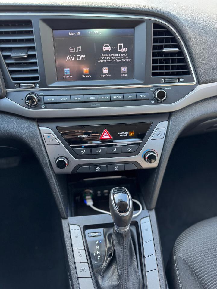 2018 Hyundai Elantra GL AUTO - Photo #11