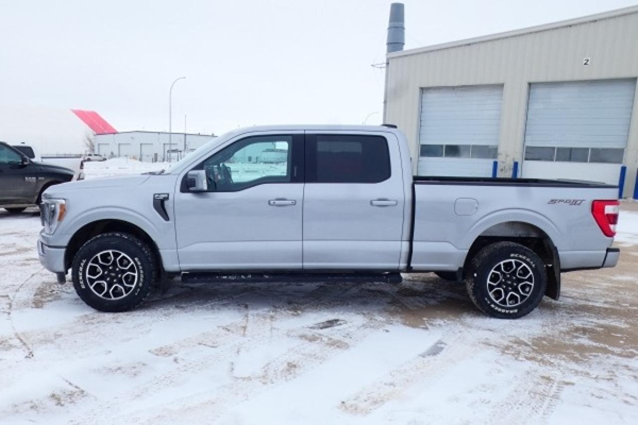 2022 Ford F-150 LARIAT 4WD SuperCrew 6.5' Box w/H&C L, NAV, BUC