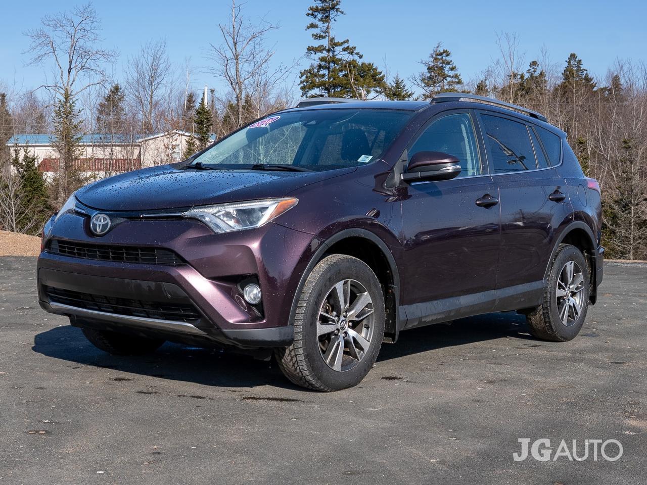 2017 Toyota RAV4 AWD 4DR