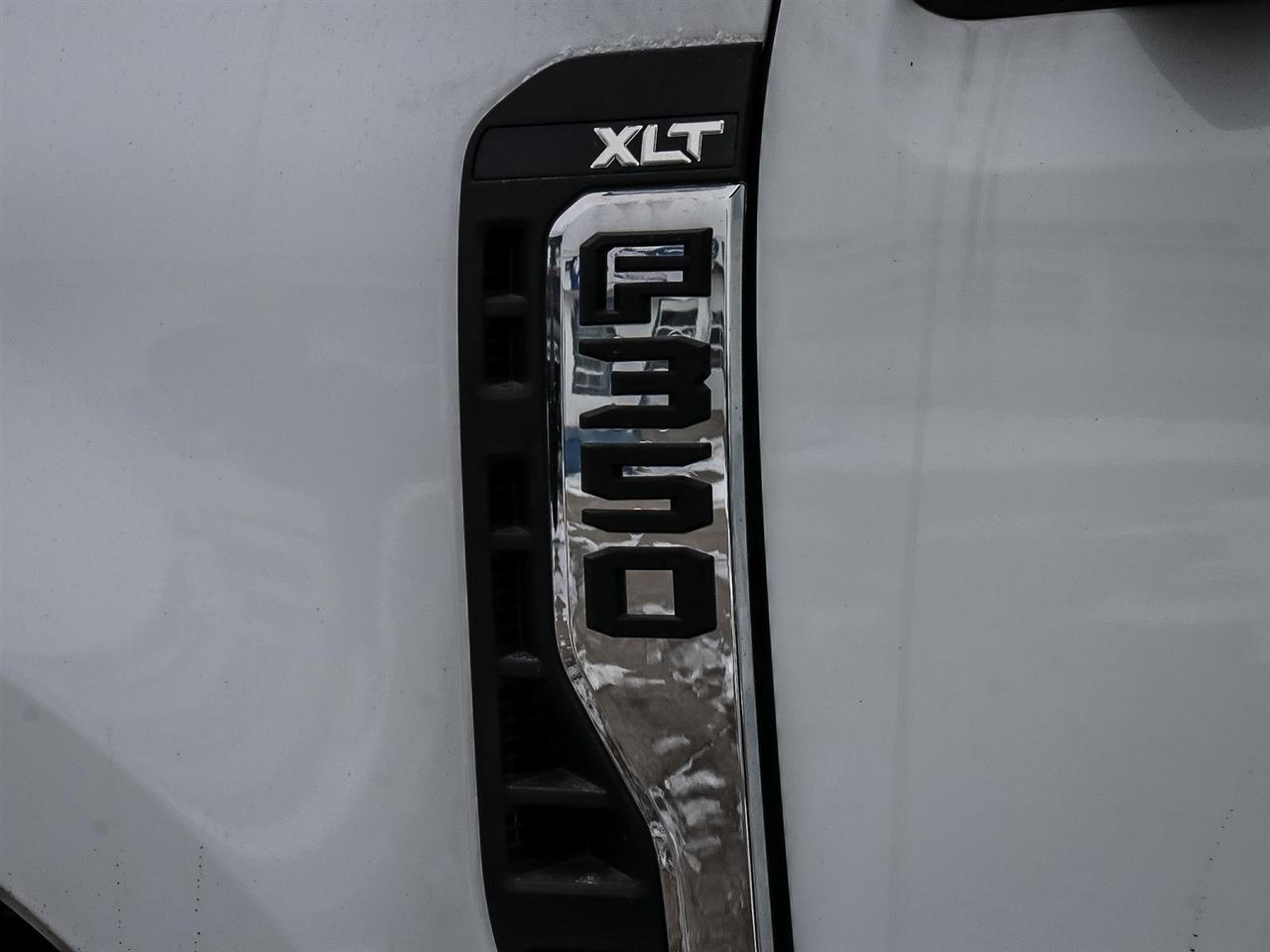 2023 Ford F-350 XLT Photo