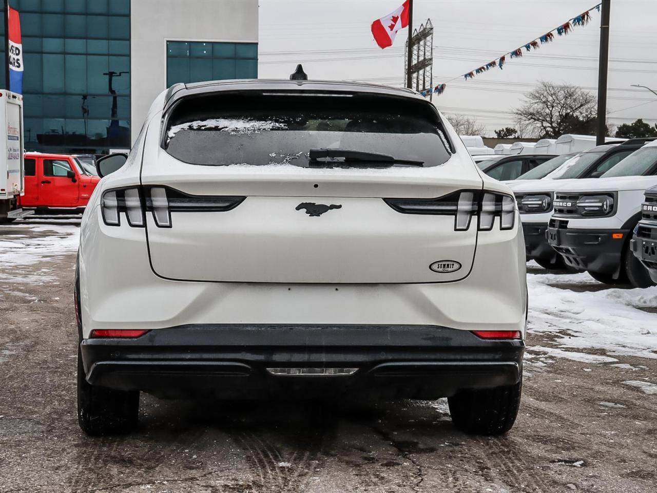 2023 Ford Mustang Mach-E Premium Photo4