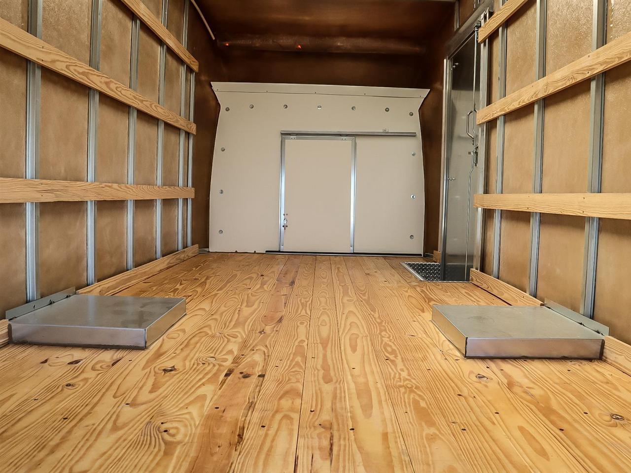 2024 Ford Transit -350 Cutaway Photo