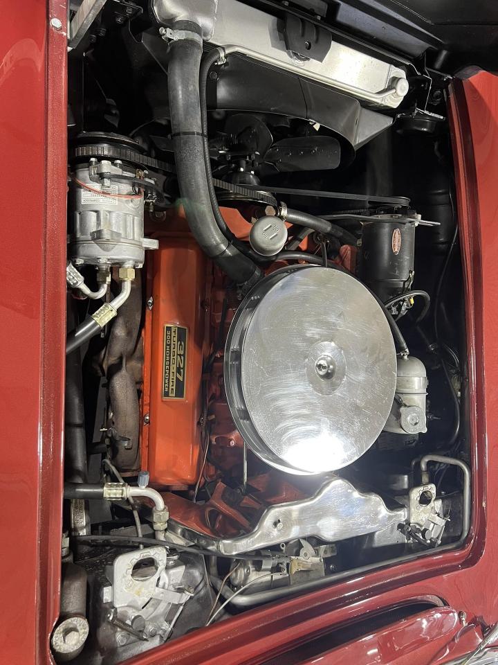 1962 Chevrolet Corvette 327 V8 | Air Conditioning Photo