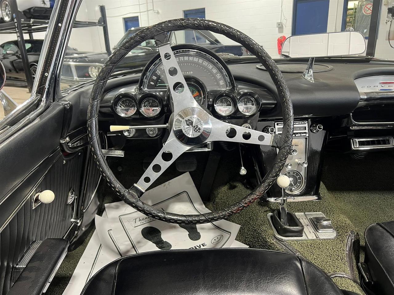 1962 Chevrolet Corvette 327 V8 | Air Conditioning Photo