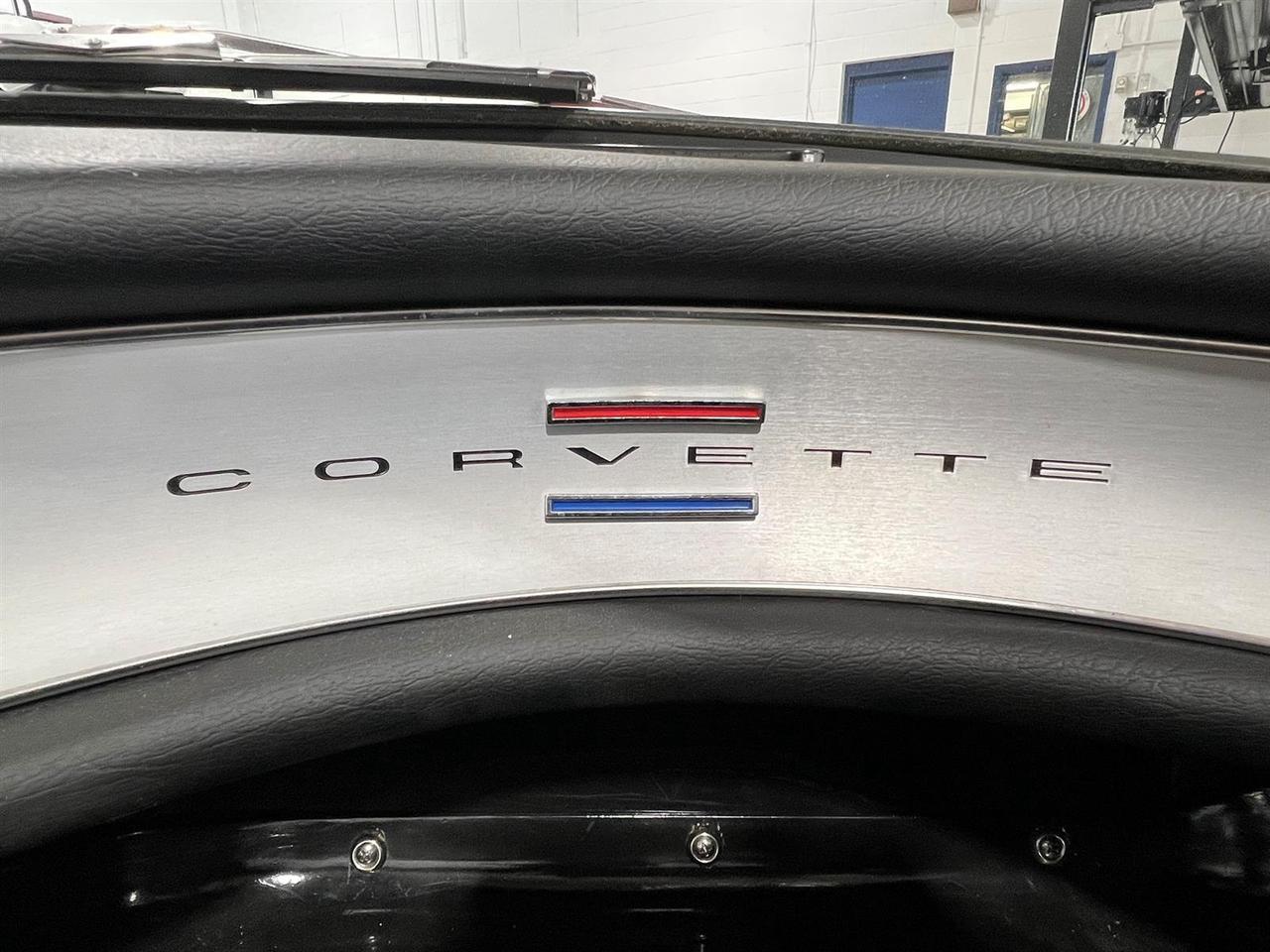 1962 Chevrolet Corvette 327 V8 | Air Conditioning Photo