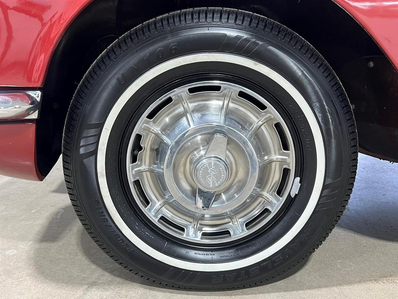 1962 Chevrolet Corvette 327 V8 | Air Conditioning Photo
