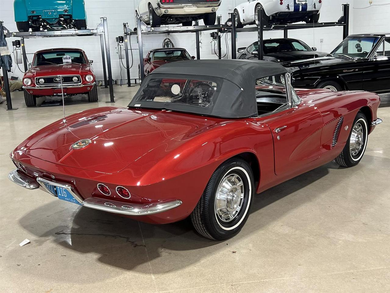 1962 Chevrolet Corvette 327 V8 | Air Conditioning Photo