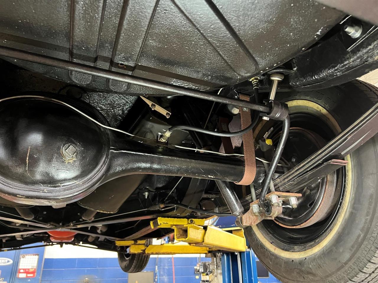 1962 Chevrolet Corvette 327 V8 | Air Conditioning Photo