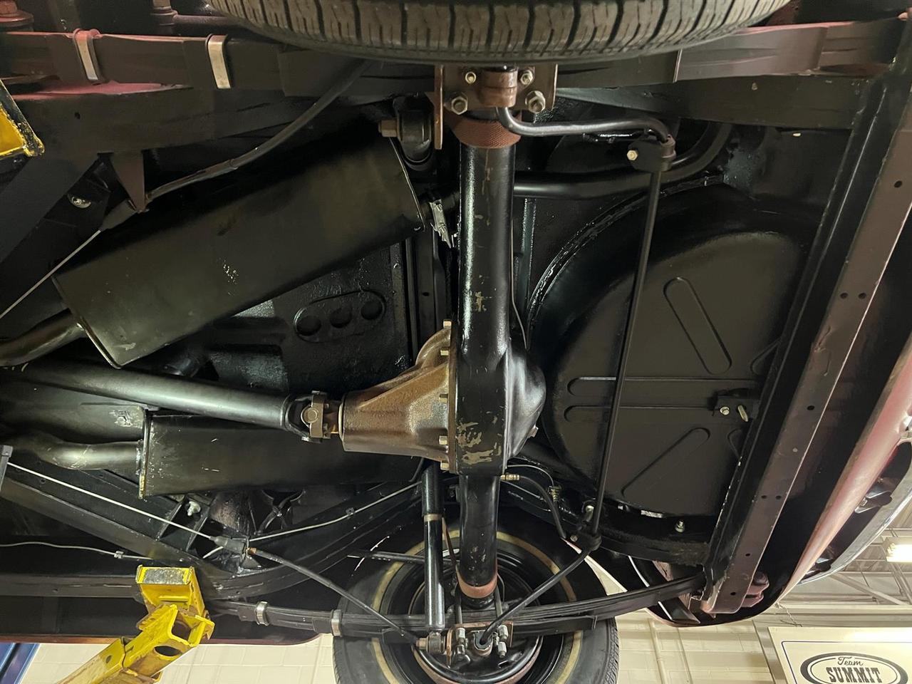 1962 Chevrolet Corvette 327 V8 | Air Conditioning Photo