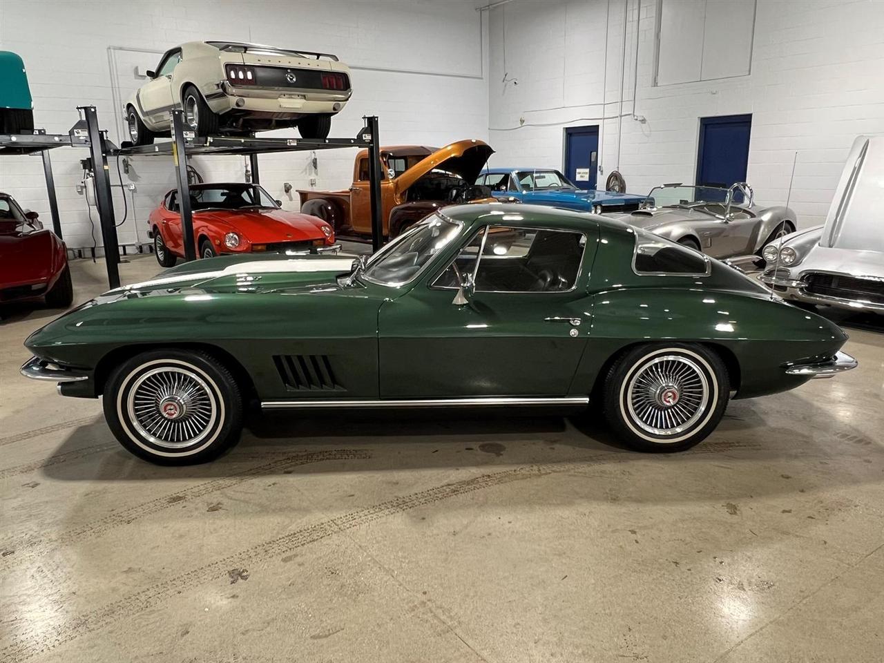 1967 Chevrolet Corvette Corvette | Numbers Matching L71 427 V8 | Factory Muncie 4 Speed Manual Photo