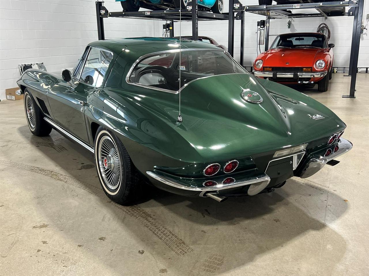 1967 Chevrolet Corvette Corvette | Numbers Matching L71 427 V8 | Factory Muncie 4 Speed Manual Photo