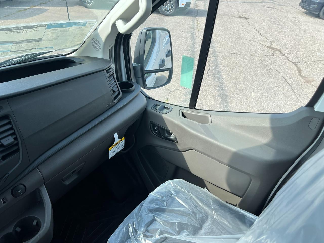 2025 Ford Transit 150  Photo