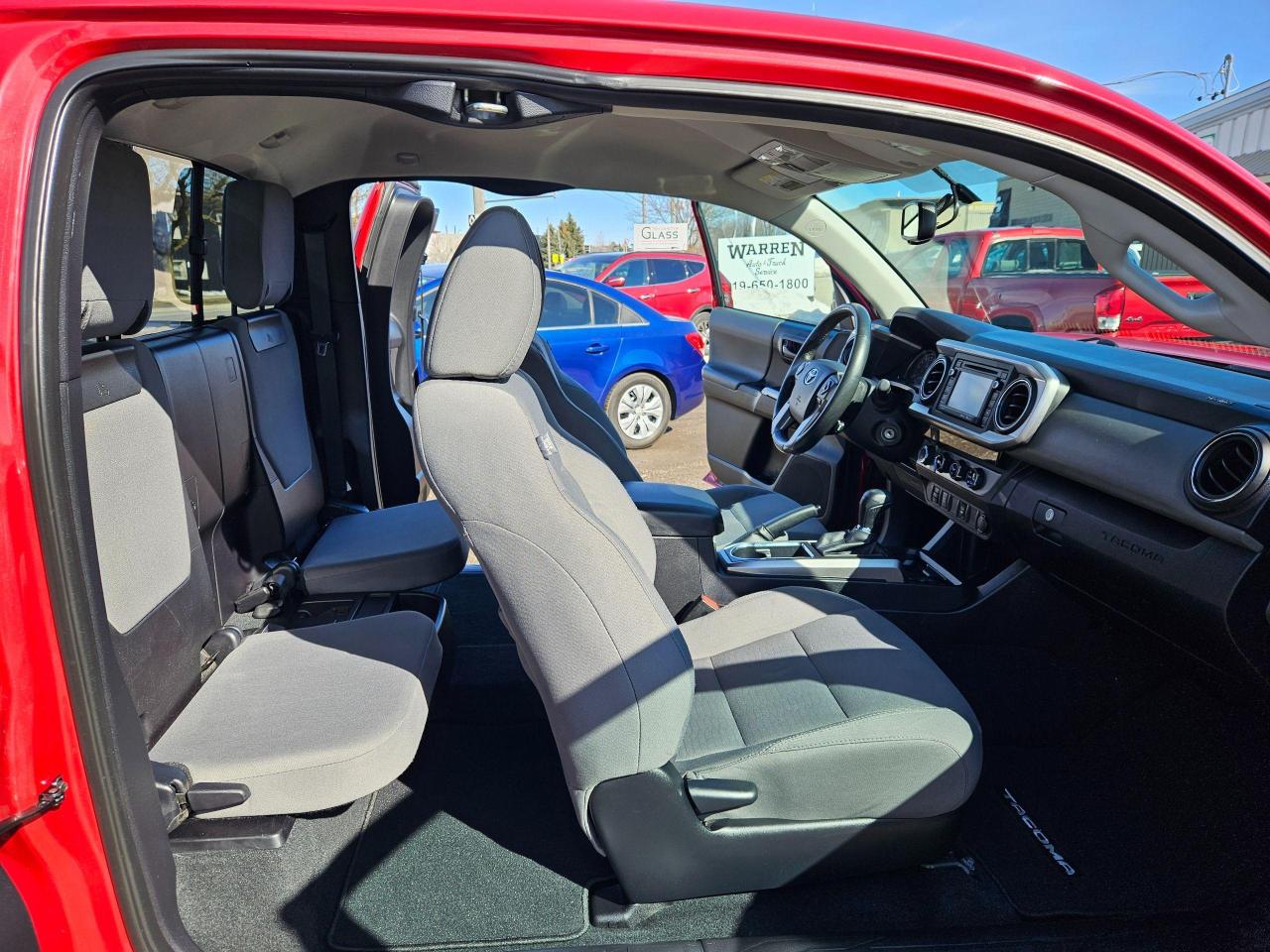 2017 Toyota Tacoma SR5 - Photo #13