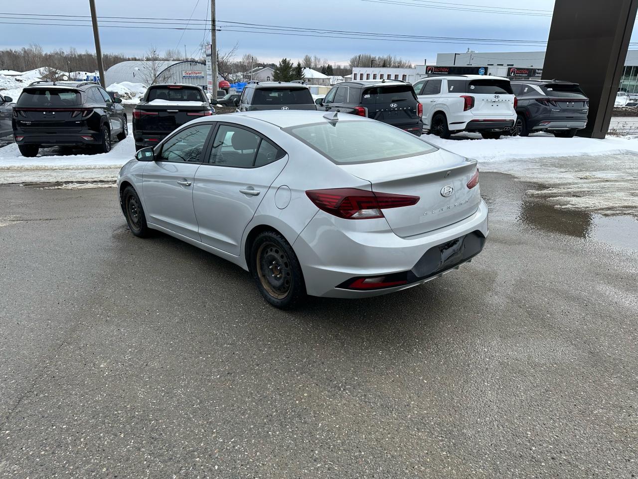 2019 Hyundai Elantra PREFERRED AUTO Photo9