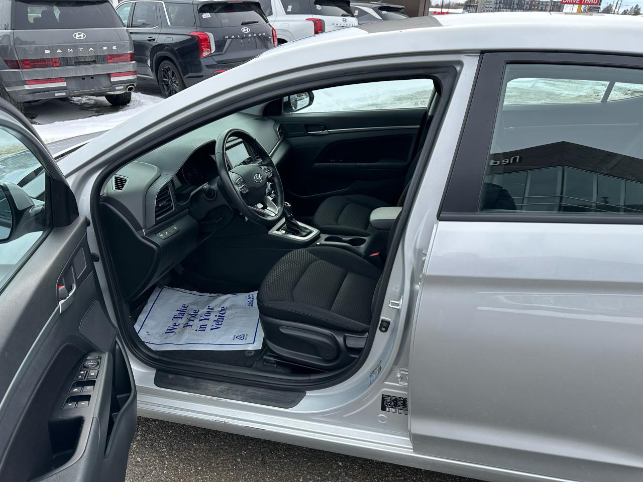 2019 Hyundai Elantra PREFERRED AUTO Photo12
