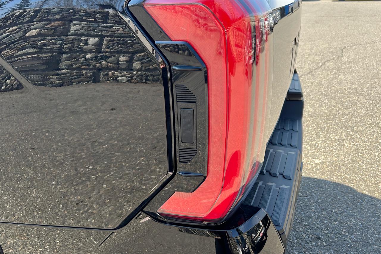 2025 Toyota Tundra Hybrid Crewmax Limited TRD PRO Photo