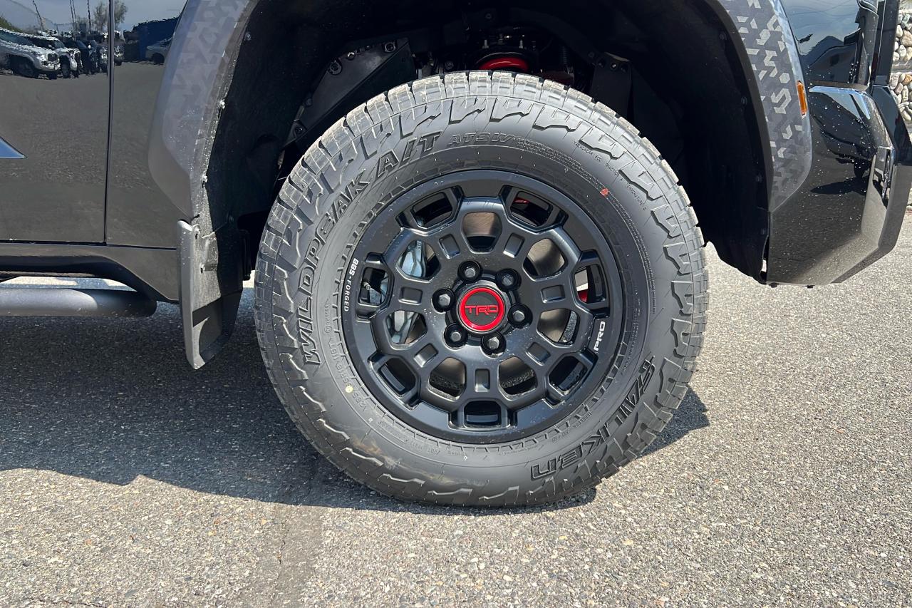 2025 Toyota Tundra Hybrid Crewmax Limited TRD PRO Photo