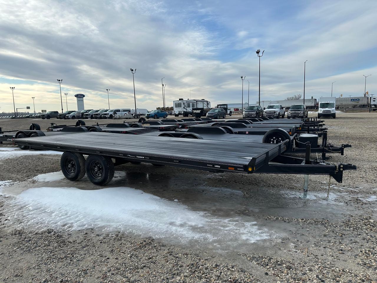 2025 Rainbow Trailer 20' Rainbow Excursion Deck Over Photo2
