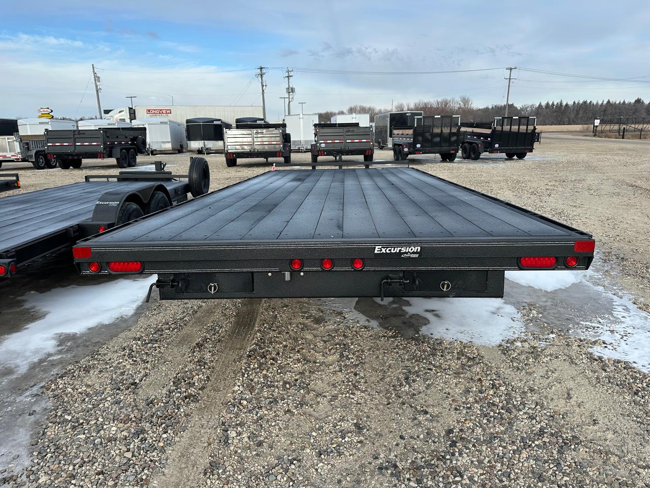 2025 Rainbow Trailer 20' Rainbow Excursion Deck Over Photo4