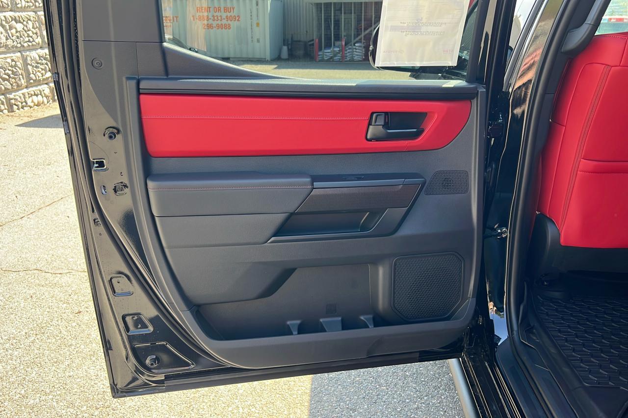 2025 Toyota Tundra Hybrid Crewmax Limited TRD PRO Photo