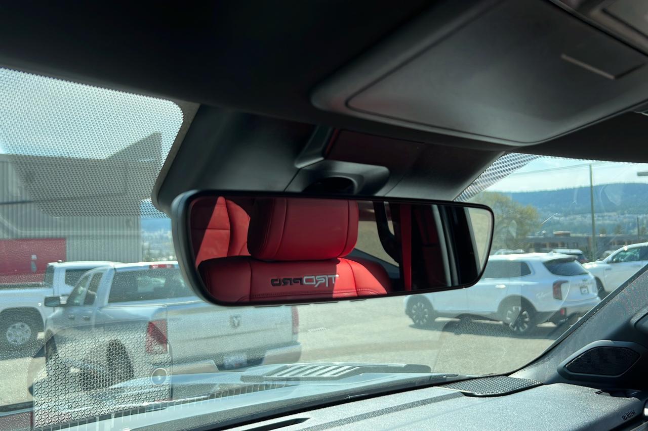 2025 Toyota Tundra Hybrid Crewmax Limited TRD PRO Photo