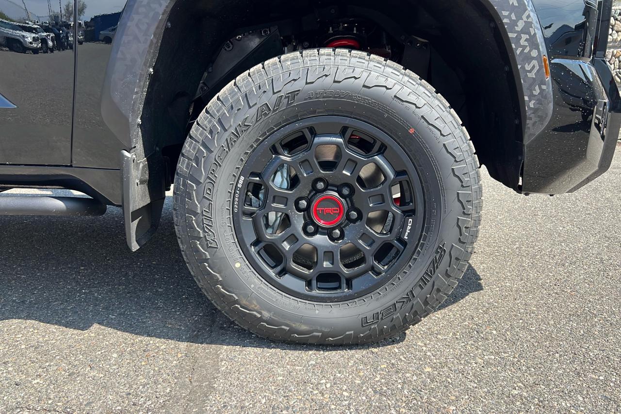 2025 Toyota Tundra Hybrid Crewmax Limited TRD PRO Photo