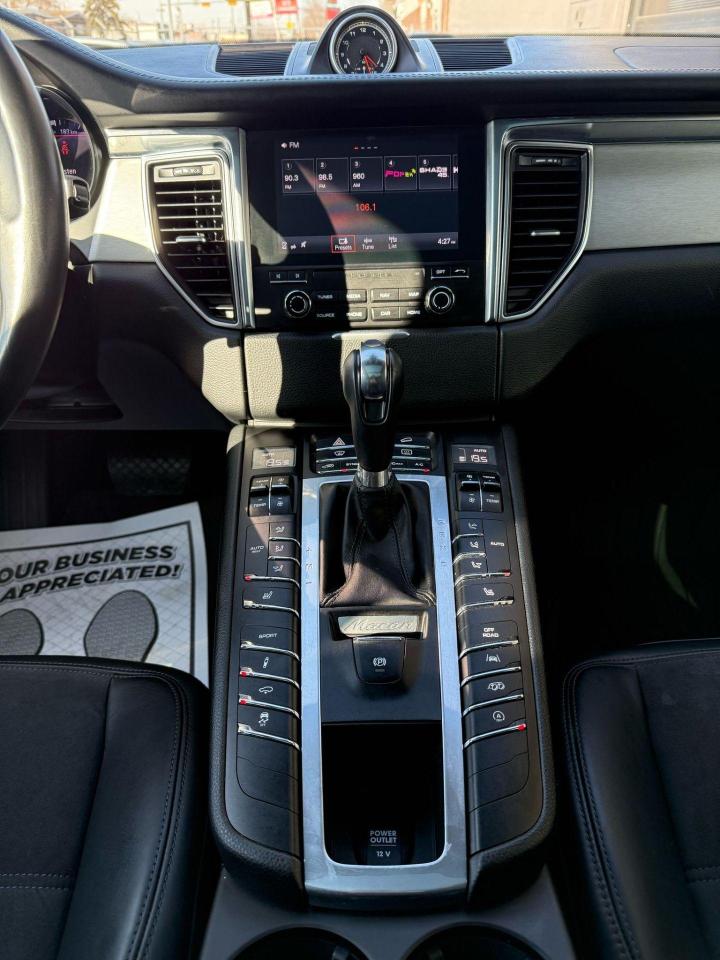 2018 Porsche Macan GTS AWD - Photo #16