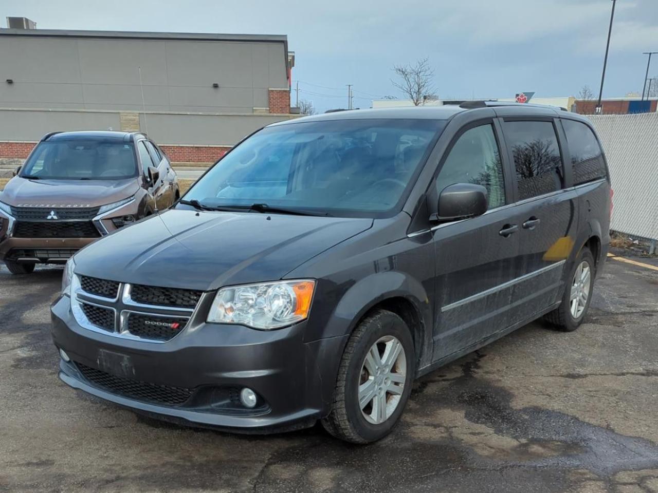 Used 2015 Dodge Grand Caravan Crew Backup Camera | Heated Steering | Heated Seats | Bluetooth for sale in Waterloo, ON