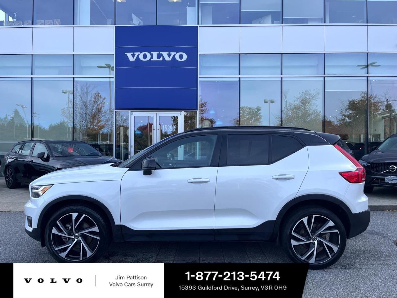 Used 2021 Volvo XC40 T5 AWD Momentum for sale in Surrey, BC