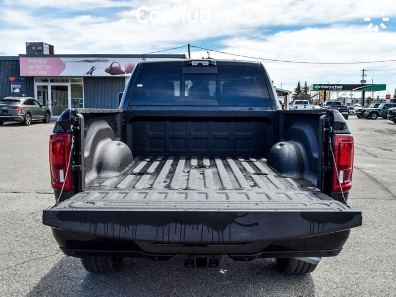2025 RAM 2500 Laramie 4x4 Mega Cab 6'4" Box Sunroof Diesel 14.4"Display Photo