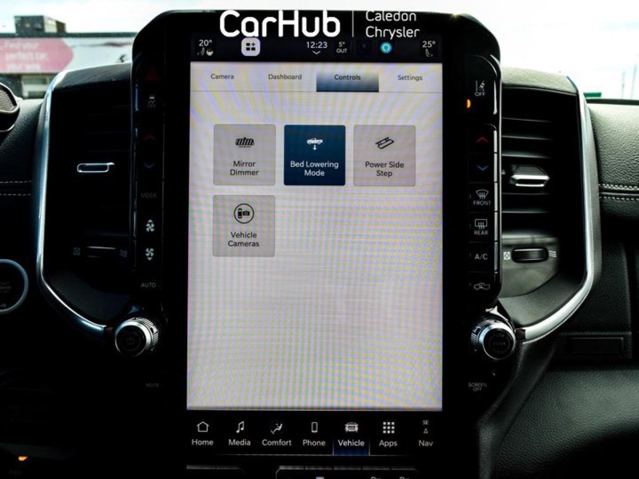 2025 RAM 2500 Laramie 4x4 Mega Cab 6'4" Box Sunroof Diesel 14.4"Display Photo