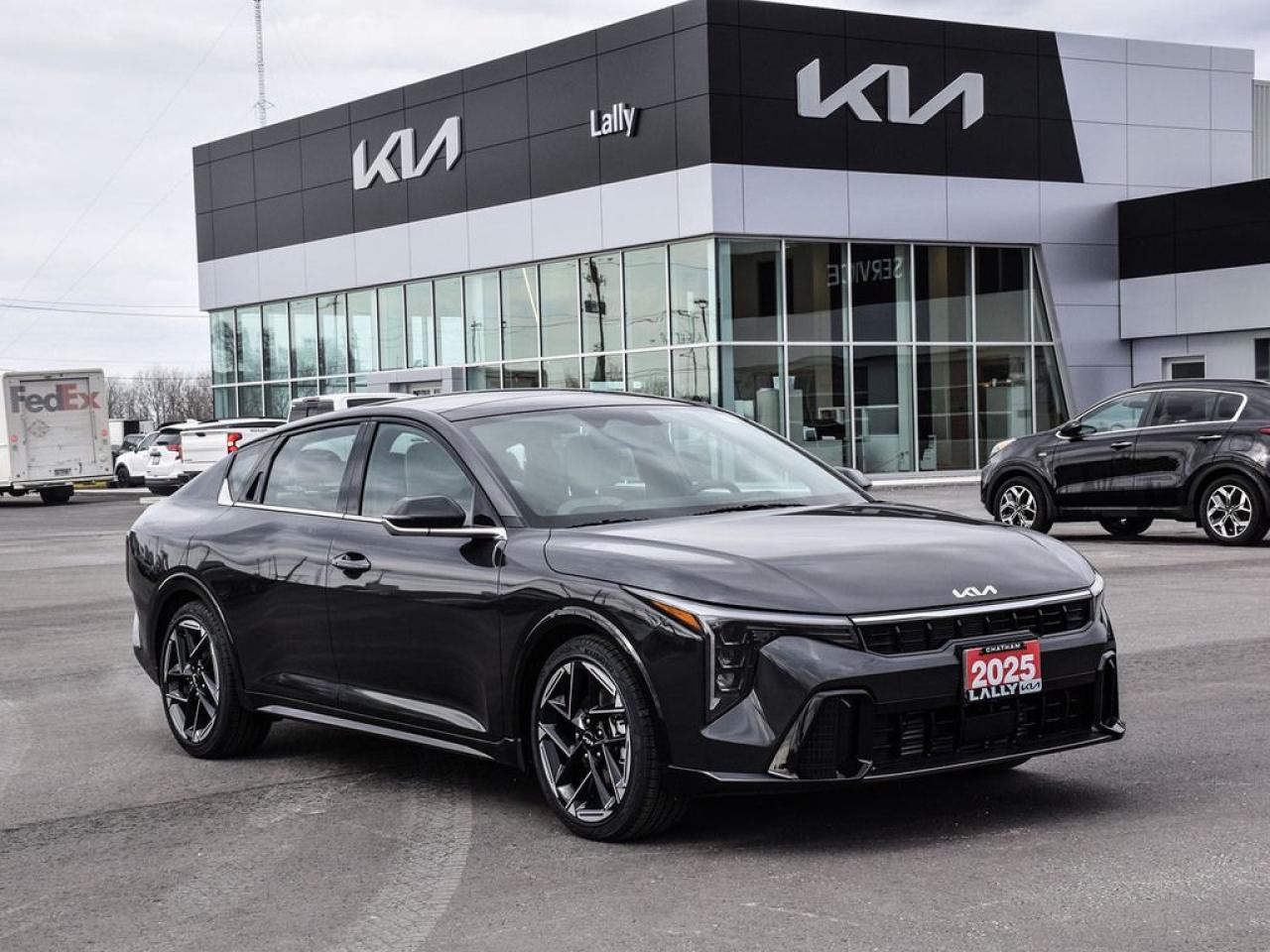 New 2025 Kia K4 GT-Line Turbo PANORAMIC SUNROOF|SMART CRUISE CONTROL WITH STOP & GO|HEATED FRONT SEATS|HEATED STEERING WHEEL|HEATED REAR SEATS|SYNTHETIC LEATHER SEATS|12.3-INCH TOUCHSCREEN WITH NAVIGATION|WIRELESS PHONE CHARGER for sale in Chatham, ON