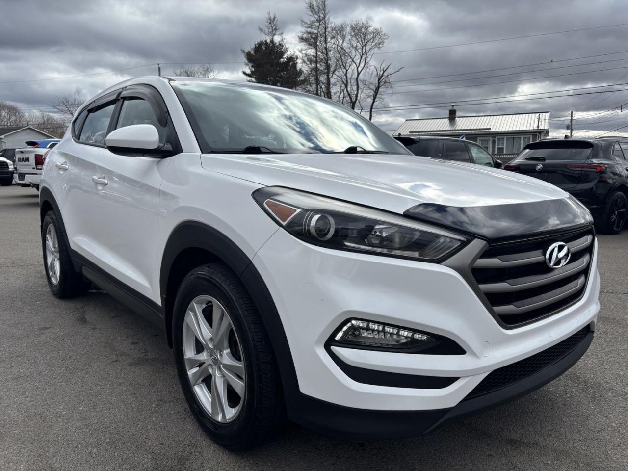 Used 2016 Hyundai Tucson SE / FWD / 2.0L / for sale in Truro, NS