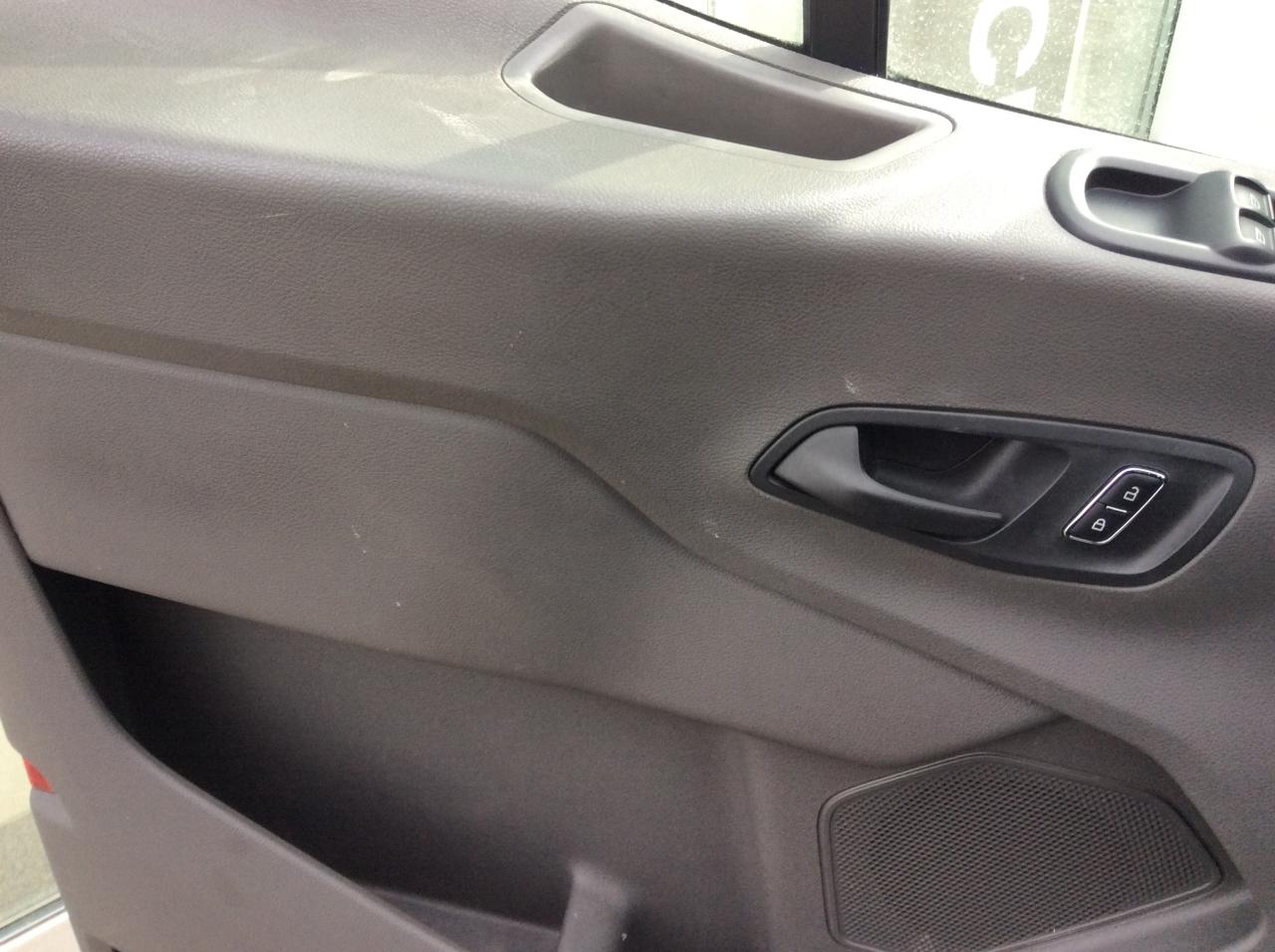 2024 Ford Transit Cargo Van Medium  Roof 250 Photo2