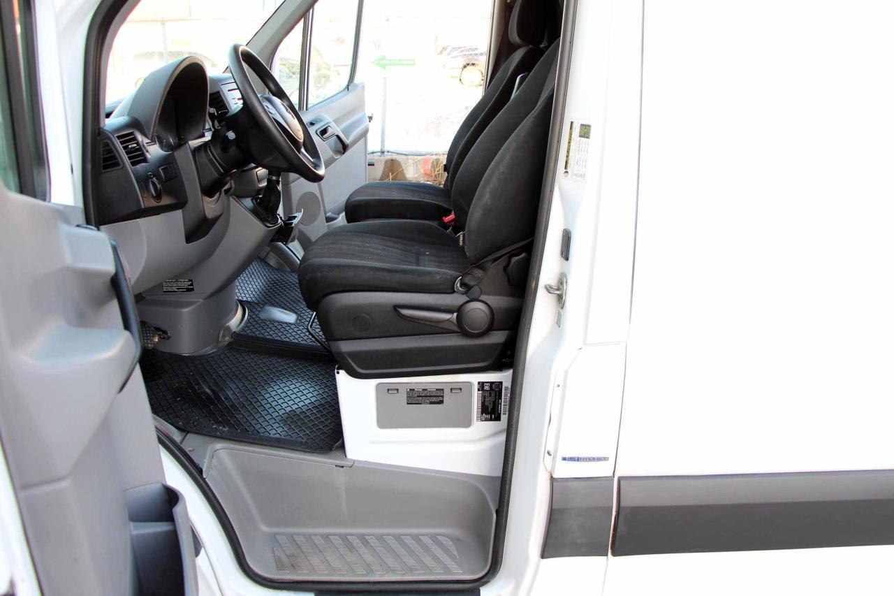 2016 Mercedes-Benz Sprinter RWD 2500 170" - Photo #13