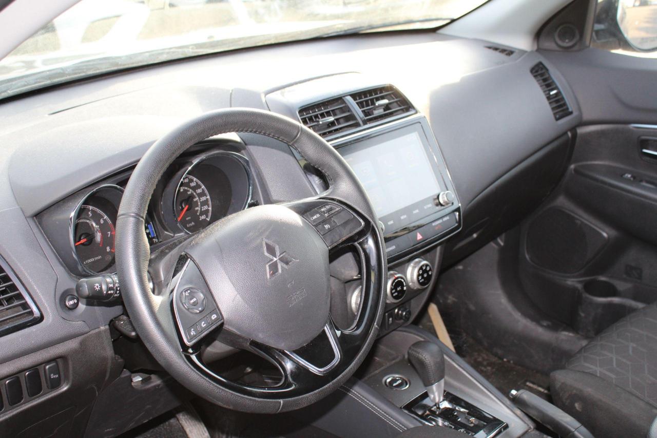 2023 Mitsubishi RVR SE AWC - Photo #14