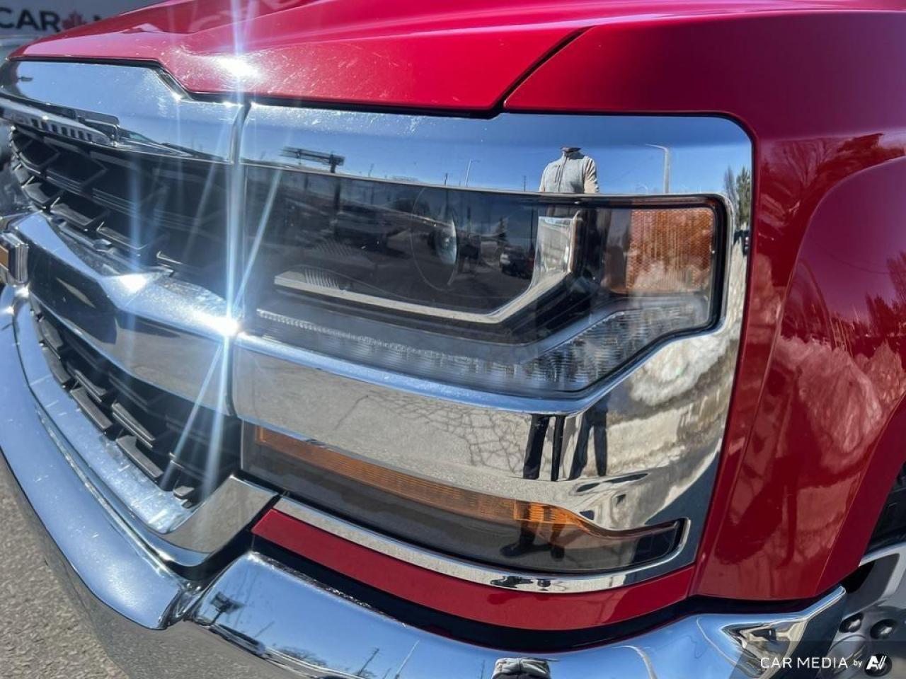 2017 Chevrolet Silverado 1500 LT / CREW CAB / 4WD / REVERSE CAM / NO ACCIDENTS - Photo #8