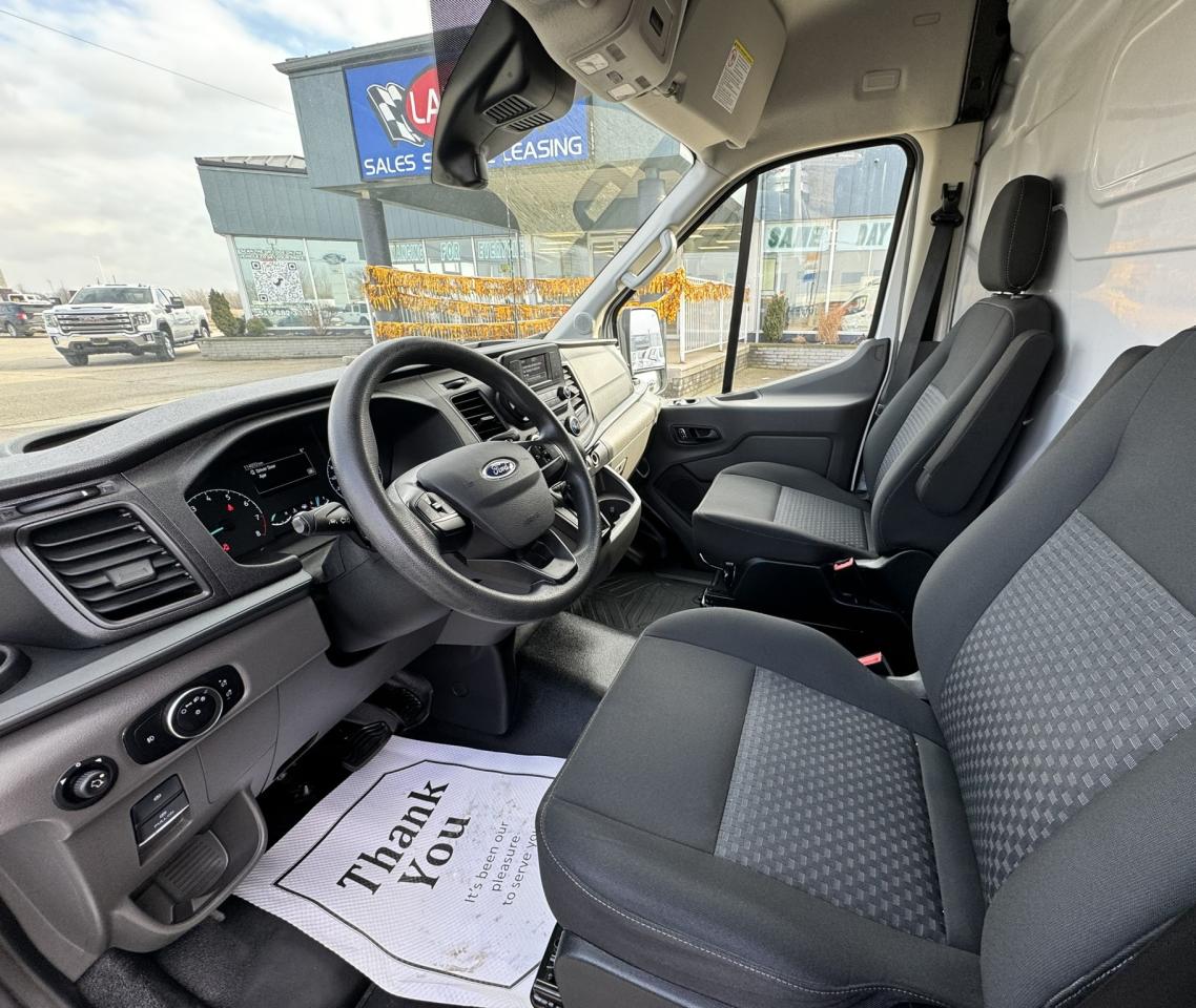 2023 Ford Transit T-350 130" Med Rf 9500 GVWR RWD Photo