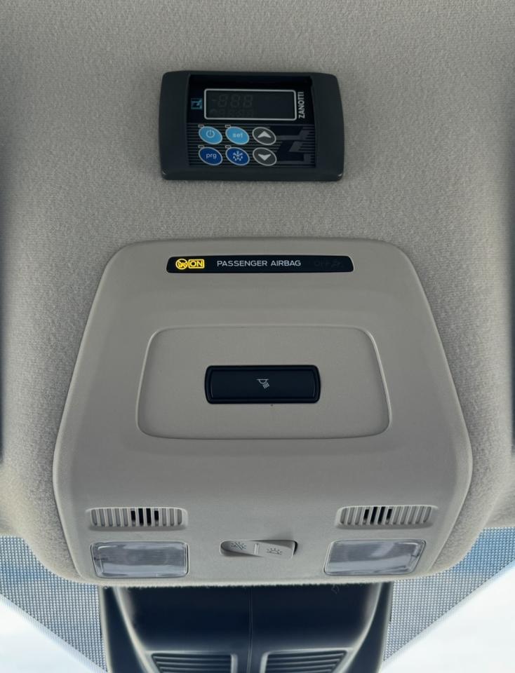 2023 Ford Transit T-350 130" Med Rf 9500 GVWR RWD Photo