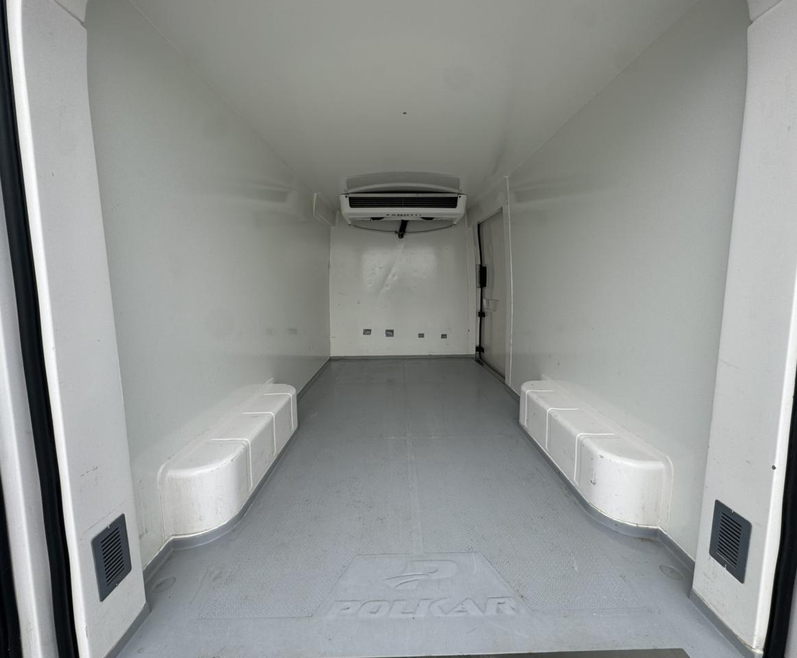 2023 Ford Transit T-350 130" Med Rf 9500 GVWR RWD Photo